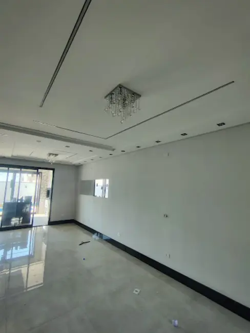 Foto 3 de Sobrado com 3 quartos para alugar, 200m2 em Sorocaba - SP