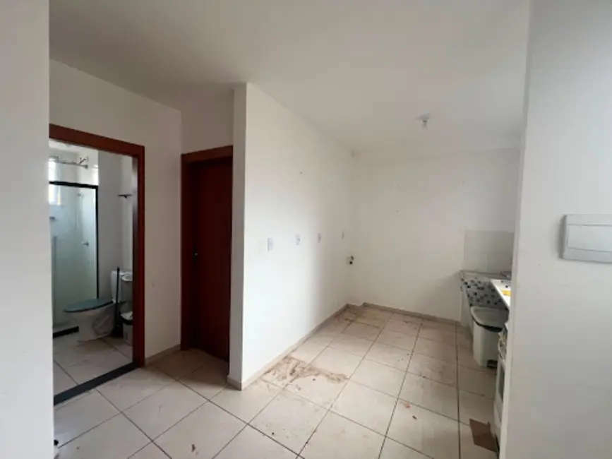 Foto 5 de Apartamento com 2 quartos para alugar, 42m2 em Jardim Piazza di Roma, Sorocaba - SP