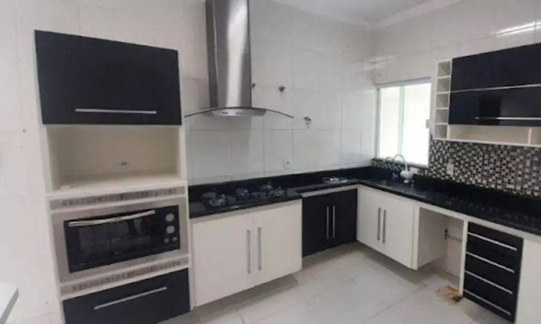 Foto 4 de Casa de Condomínio com 3 quartos para alugar em Sorocaba - SP