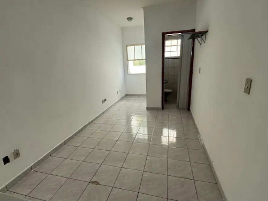 Foto 7 de Casa com 1 quarto para alugar, 80m2 em Vila Leão, Sorocaba - SP