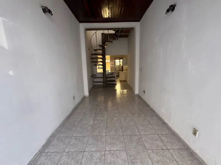 Foto 6 de Casa com 1 quarto para alugar, 80m2 em Vila Leão, Sorocaba - SP