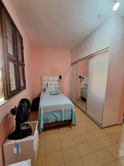 Casa com 3 quartos à venda, 145m2 em Vila Peri, Fortaleza - CE - imagem 8 Foto 8 de Casa com 3 quartos à venda, 145m2 em Vila Peri, Fortaleza - CE