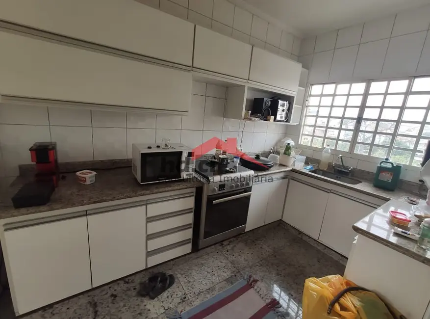 Foto 4 de Casa com 5 quartos à venda, 330m2 em Vila Guilhermina, São Paulo - SP