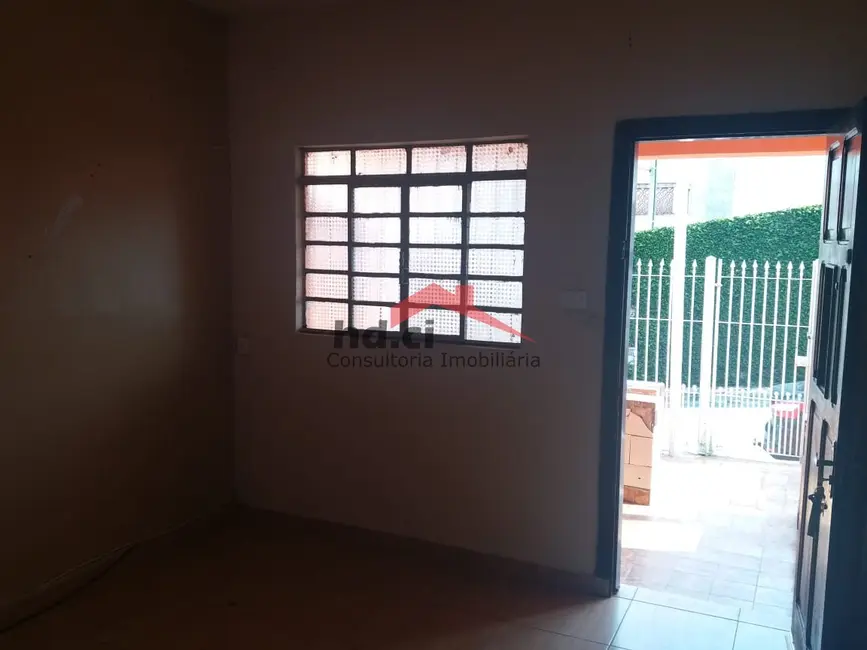 Foto 2 de Armazém / Galpão à venda, 270m2 em Vila Santa Clara, São Paulo - SP