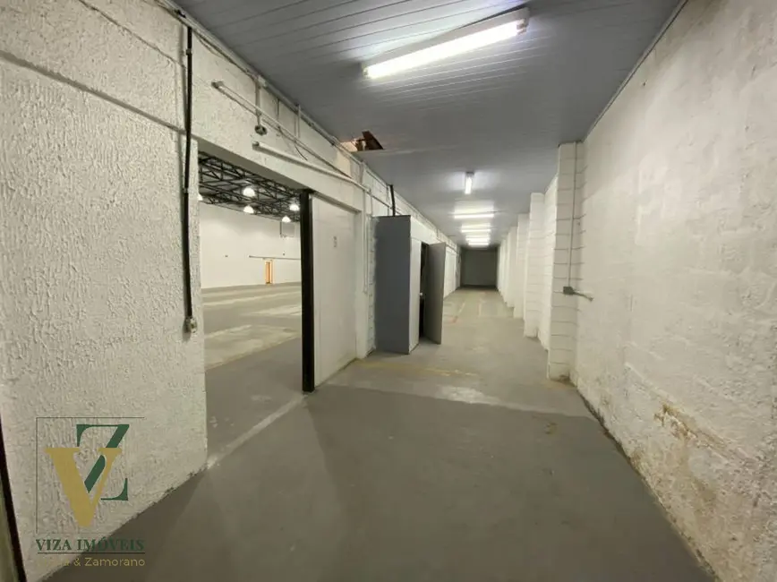 Foto 6 de Armazém / Galpão para alugar, 2022m2 em Barueri - SP