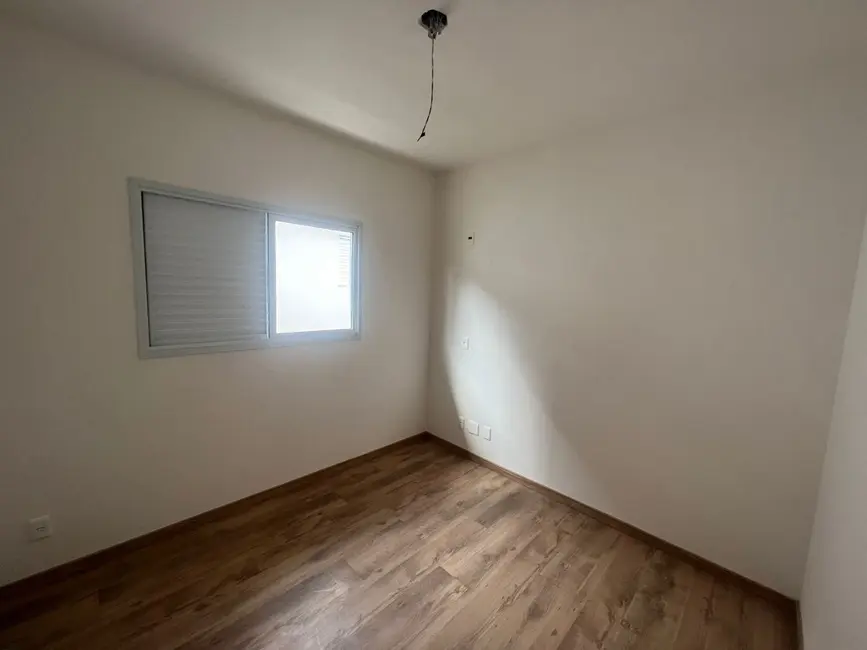 Sobrado com 3 quartos à venda, 132m2 em Cotia - SP - imagem 5 Foto 5 de Sobrado com 3 quartos à venda, 132m2 em Cotia - SP