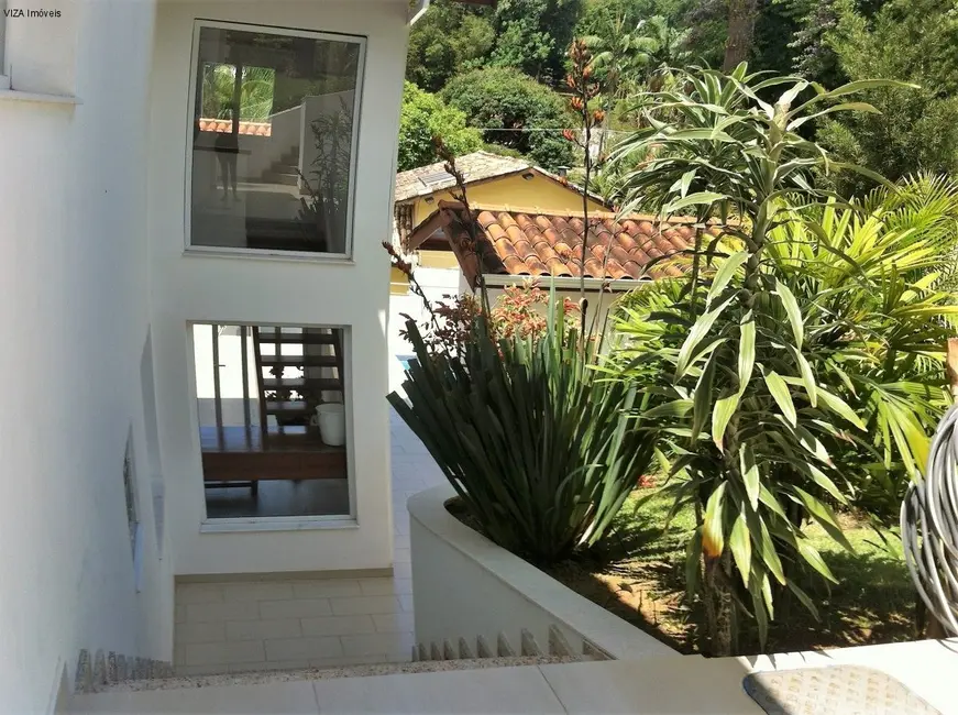 Foto 2 de Chácara com 3 quartos à venda e para alugar, 350m2 em Chácara Eliana, Cotia - SP