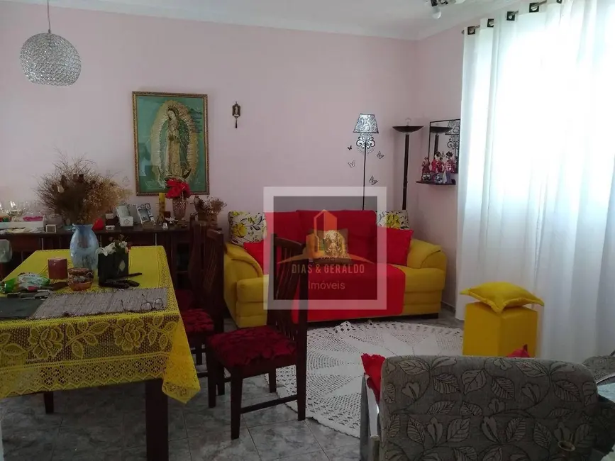 Foto 5 de Casa com 3 quartos à venda, 300m2 em Sao Jose Dos Campos - SP