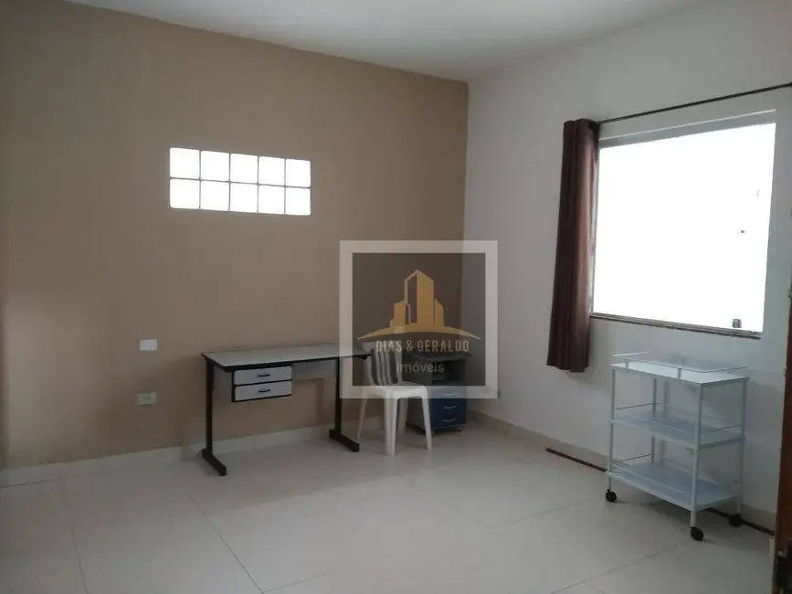 Foto 5 de Casa com 3 quartos à venda e para alugar, 300m2 em Sao Jose Dos Campos - SP