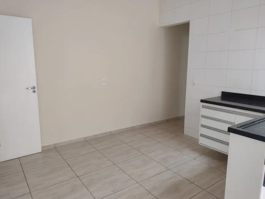 Foto 6 de Casa com 3 quartos à venda, 150m2 em Sao Jose Dos Campos - SP