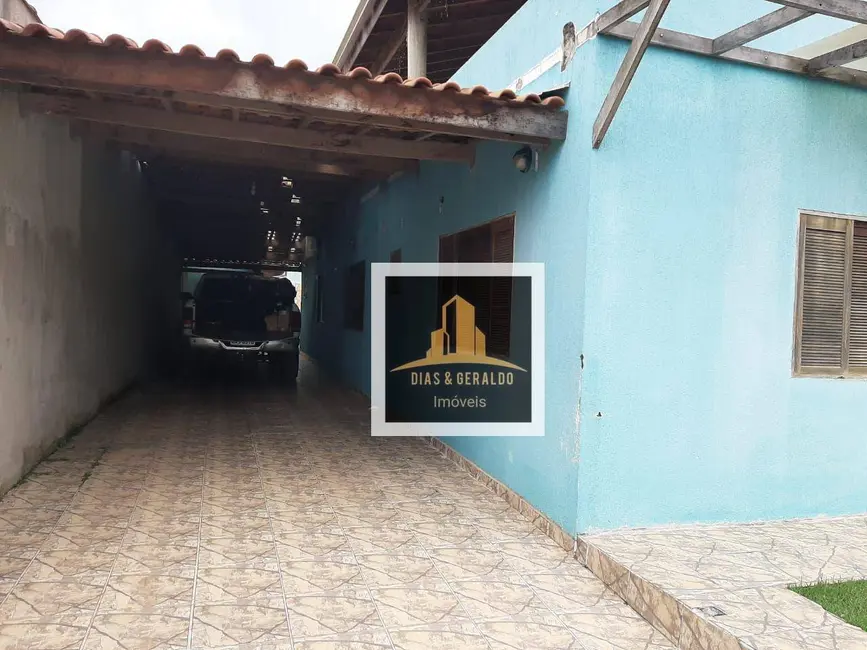 Foto 6 de Casa com 3 quartos à venda, 700m2 em Jardim Britânia, Caraguatatuba - SP