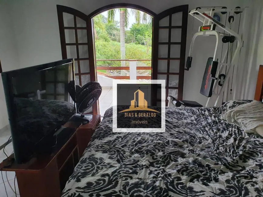 Sítio / Rancho à venda, 46000m2 em Paraibuna - SP - imagem 8 Foto 8 de Sítio / Rancho à venda, 46000m2 em Paraibuna - SP