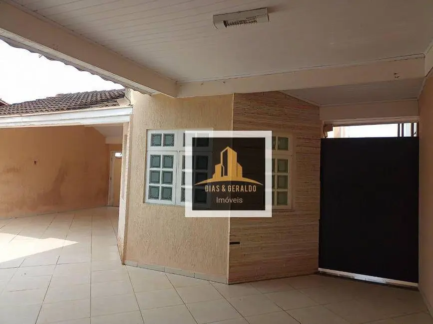 Foto 6 de Sobrado com 4 quartos para alugar, 250m2 em Sao Jose Dos Campos - SP