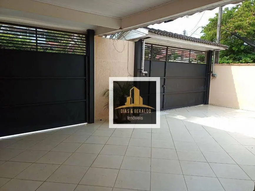 Foto 2 de Sobrado com 4 quartos para alugar, 250m2 em Sao Jose Dos Campos - SP