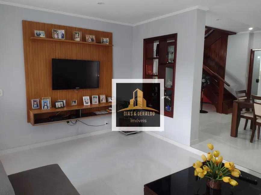 Foto 6 de Sobrado com 5 quartos à venda, 250m2 em Sao Jose Dos Campos - SP