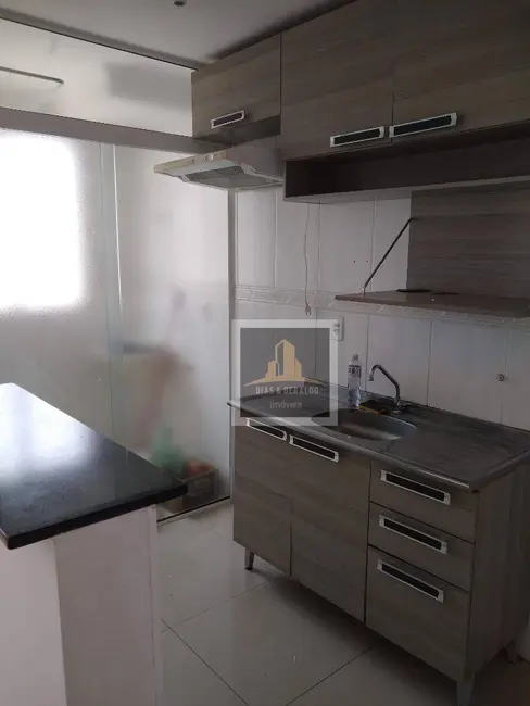 Foto 5 de Apartamento com 2 quartos para alugar, 45m2 em Jardim Califórnia, Jacarei - SP