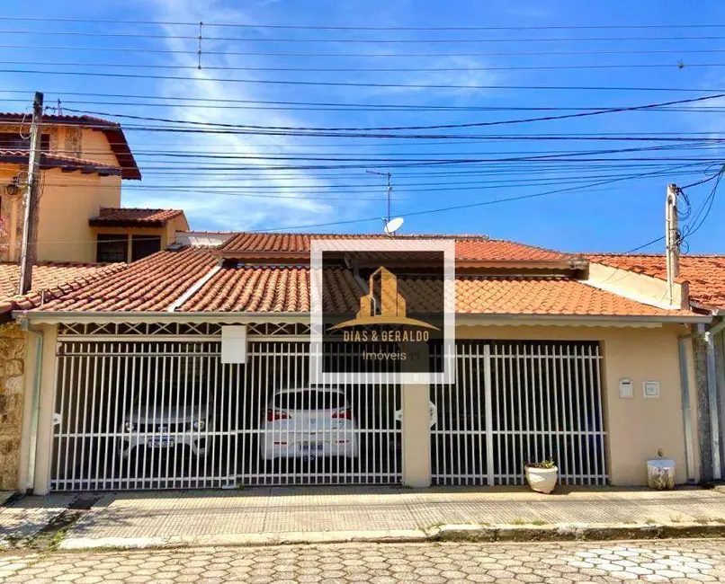 Foto 1 de Casa com 4 quartos à venda, 250m2 em Cidade Jardim, Jacarei - SP