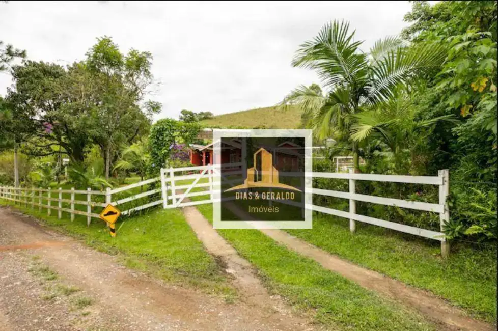 Foto 2 de Chácara com 3 quartos à venda, 2000m2 em Sao Jose Dos Campos - SP