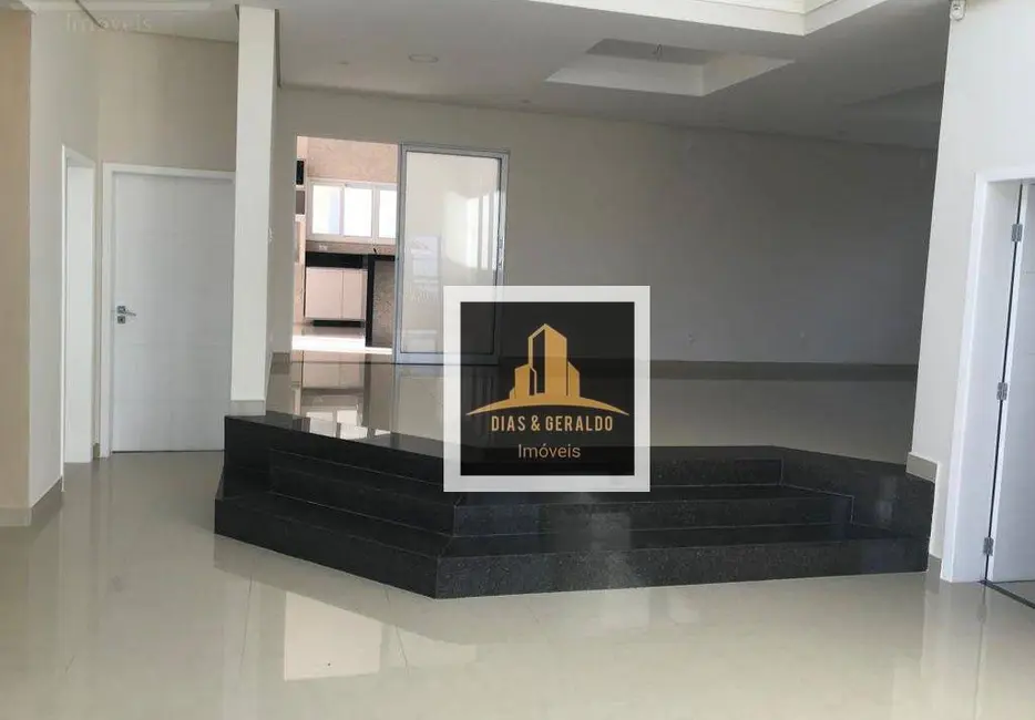 Foto 4 de Sobrado com 4 quartos à venda e para alugar, 750m2 em Sao Jose Dos Campos - SP