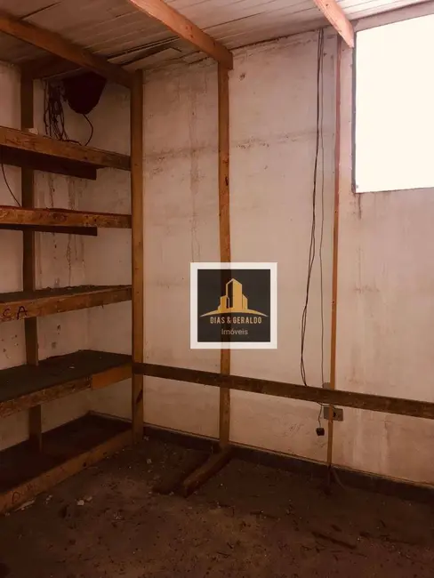 Armazém / Galpão para alugar, 1000m2 em Sao Jose Dos Campos - SP - imagem 7 Foto 7 de Armazém / Galpão para alugar, 1000m2 em Sao Jose Dos Campos - SP