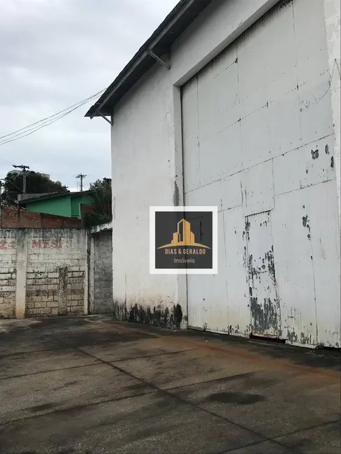 Armazém / Galpão para alugar, 1000m2 em Sao Jose Dos Campos - SP - imagem 5 Foto 5 de Armazém / Galpão para alugar, 1000m2 em Sao Jose Dos Campos - SP