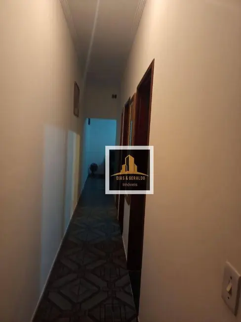 Casa com 6 quartos à venda, 250m2 em Sao Jose Dos Campos - SP - imagem 5 Foto 5 de Casa com 6 quartos à venda, 250m2 em Sao Jose Dos Campos - SP