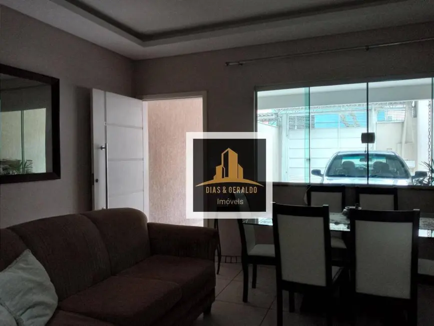 Foto 2 de Sobrado com 3 quartos à venda, 185m2 em Sao Jose Dos Campos - SP