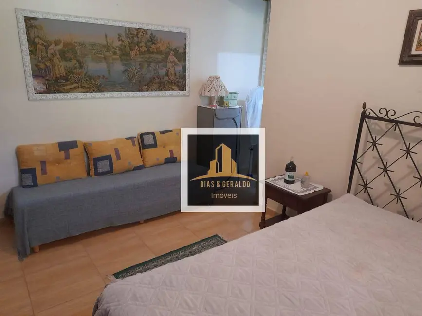 Chácara com 3 quartos à venda, 751m2 em Paraibuna - SP - imagem 7 Foto 7 de Chácara com 3 quartos à venda, 751m2 em Paraibuna - SP