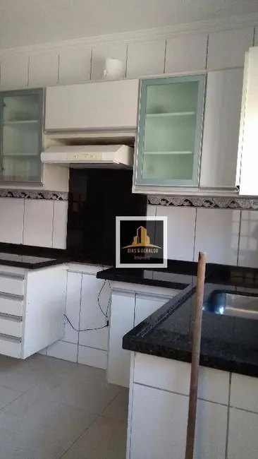 Foto 5 de Sobrado com 3 quartos para alugar, 125m2 em Sao Jose Dos Campos - SP
