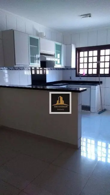 Foto 8 de Sobrado com 3 quartos para alugar, 125m2 em Sao Jose Dos Campos - SP