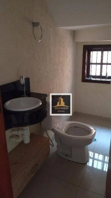 Foto 3 de Sobrado com 3 quartos para alugar, 125m2 em Sao Jose Dos Campos - SP