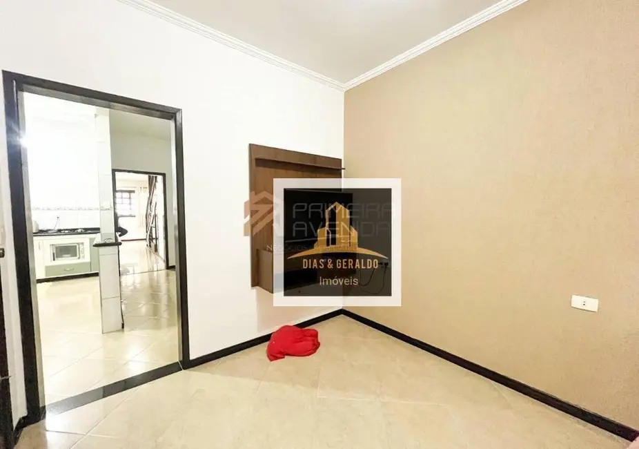 Foto 2 de Sobrado com 3 quartos à venda, 141m2 em Sao Jose Dos Campos - SP