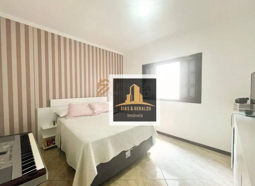 Foto 8 de Sobrado com 3 quartos à venda, 141m2 em Sao Jose Dos Campos - SP