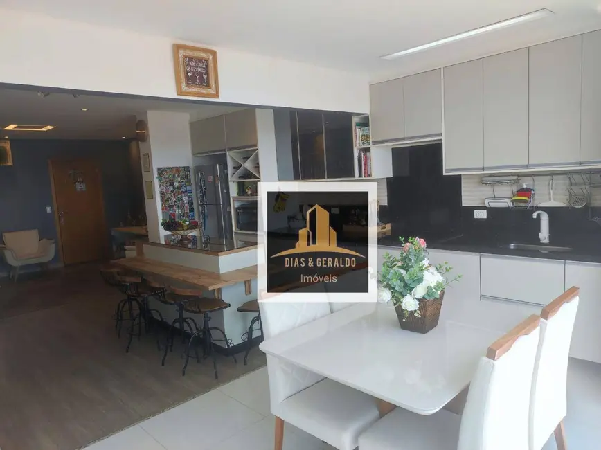 Foto 4 de Apartamento com 3 quartos à venda, 98m2 em Jardim Califórnia, Jacarei - SP