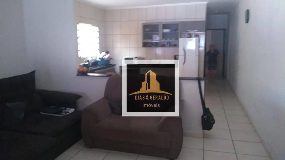 Foto 3 de Casa com 2 quartos à venda, 144m2 em Sao Jose Dos Campos - SP