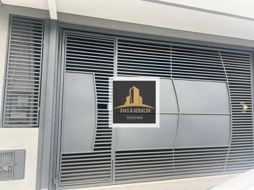 Foto 1 de Sobrado com 3 quartos à venda, 168m2 em Sao Jose Dos Campos - SP