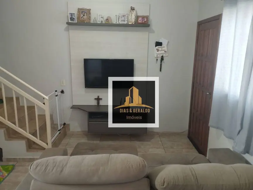 Foto 1 de Sobrado com 2 quartos à venda, 90m2 em Residencial Esperança, Cacapava - SP