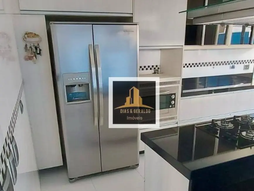 Foto 9 de Sobrado com 4 quartos à venda, 450m2 em Jardim Altos de Santana I, Jacarei - SP