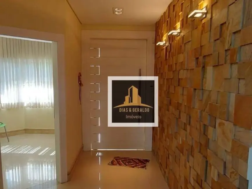 Foto 8 de Sobrado com 4 quartos à venda, 450m2 em Jardim Altos de Santana I, Jacarei - SP