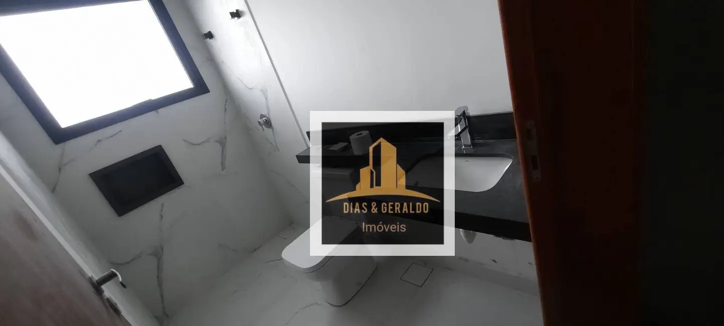 Foto 8 de Sobrado com 4 quartos à venda e para alugar, 360m2 em Santa Luzia, Cacapava - SP