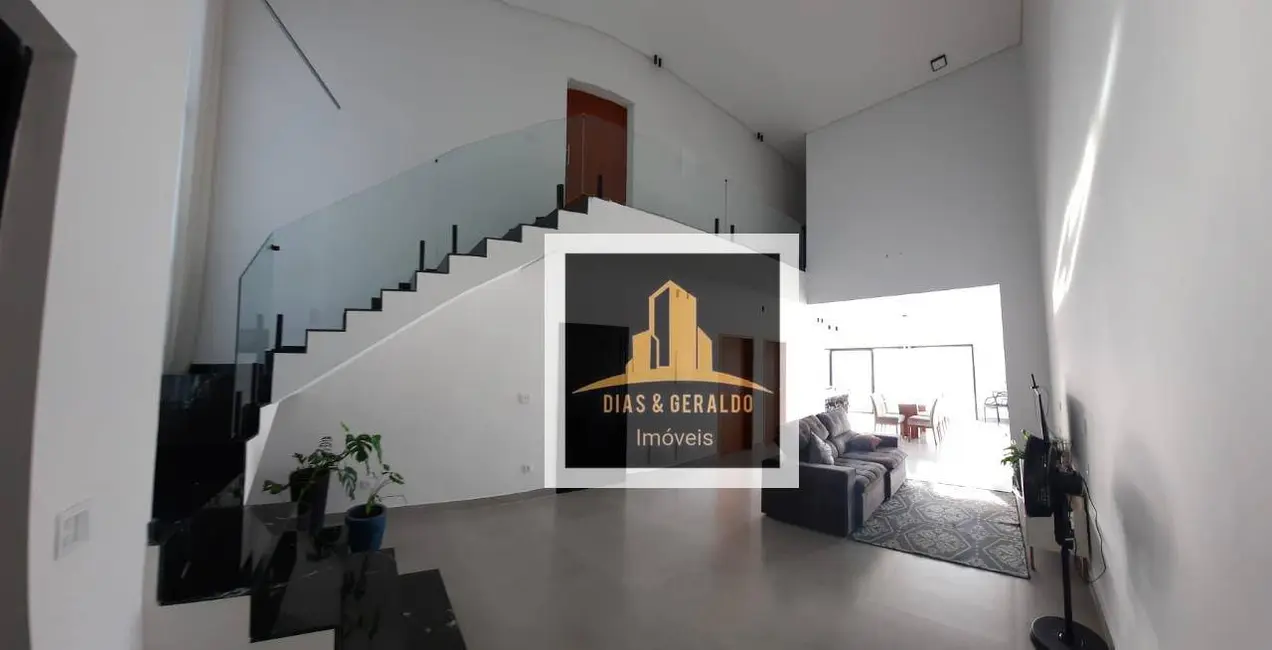 Foto 6 de Sobrado com 4 quartos à venda e para alugar, 360m2 em Santa Luzia, Cacapava - SP