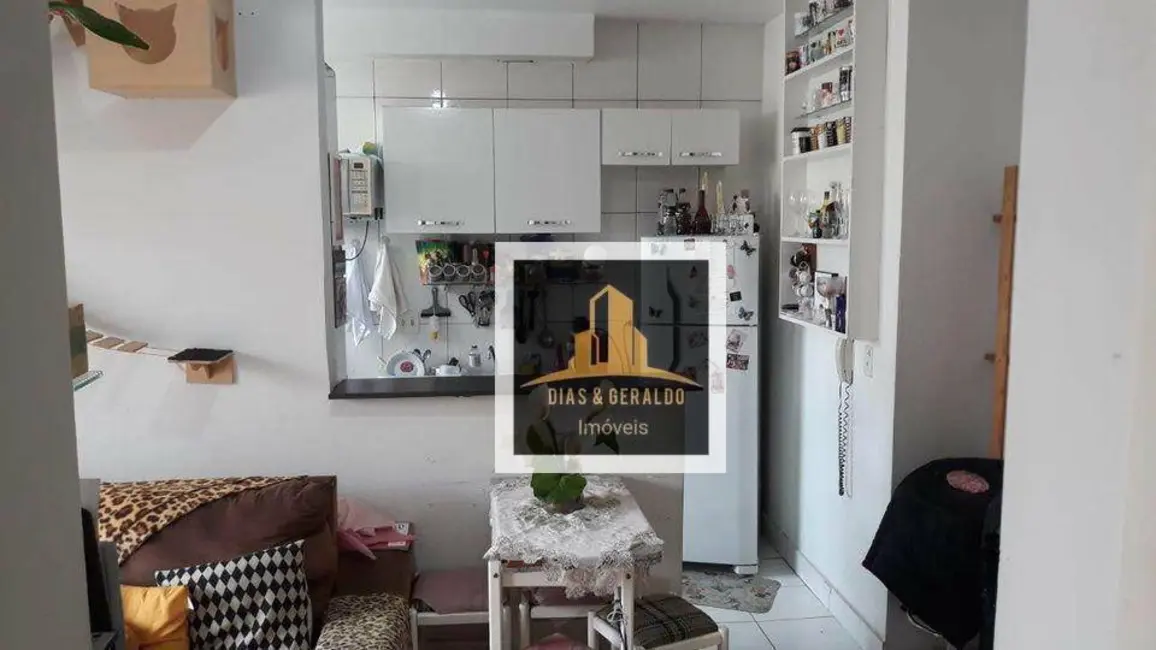 Foto 4 de Apartamento com 2 quartos à venda, 69m2 em Jardim Califórnia, Jacarei - SP