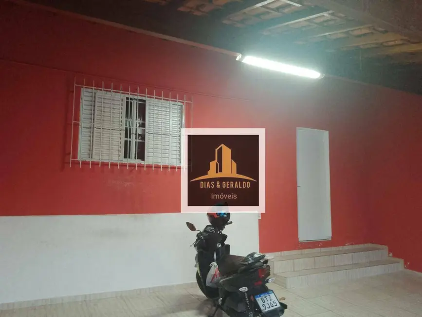 Casa com 2 quartos à venda, 179m2 em Sao Jose Dos Campos - SP - imagem 2 Foto 2 de Casa com 2 quartos à venda, 179m2 em Sao Jose Dos Campos - SP