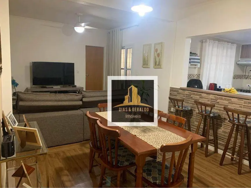 Foto 3 de Casa com 2 quartos à venda, 172m2 em Sao Jose Dos Campos - SP