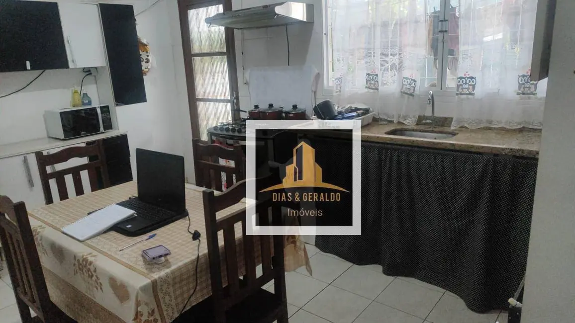 Foto 3 de Casa com 2 quartos à venda, 125m2 em Sao Jose Dos Campos - SP