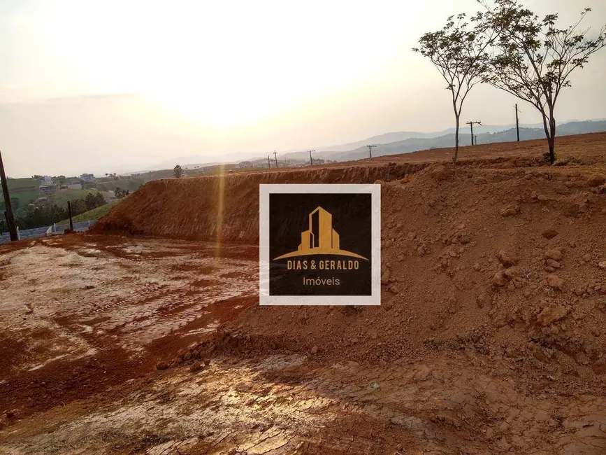 Foto 1 de Terreno / Lote à venda, 2400m2 em Igarata - SP