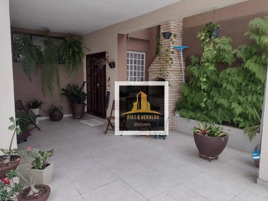 Foto 5 de Sobrado com 3 quartos à venda, 250m2 em Sao Jose Dos Campos - SP