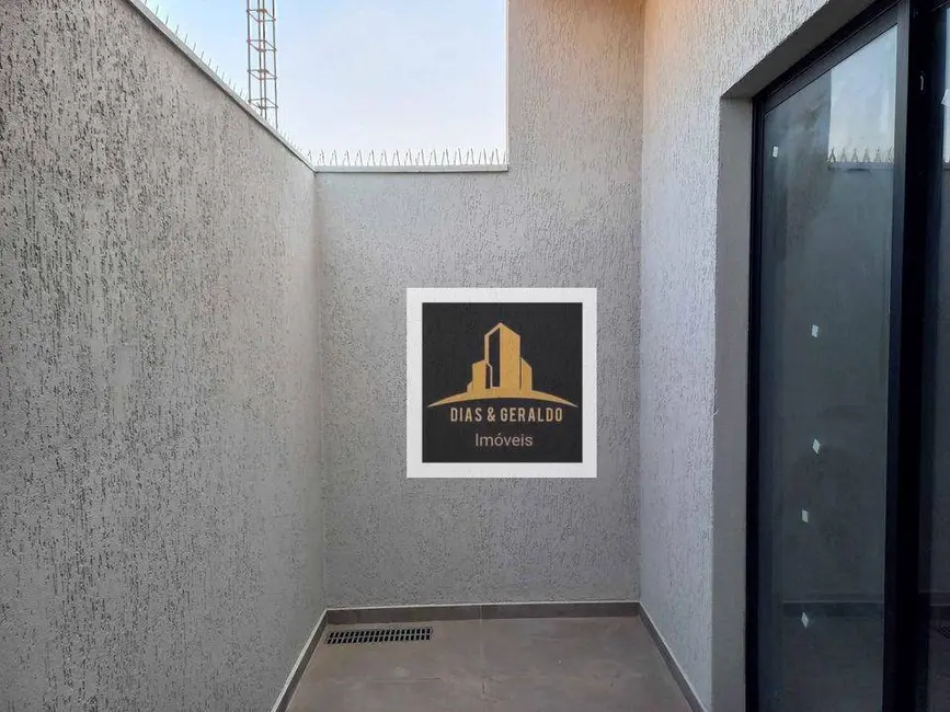 Foto 9 de Casa com 2 quartos à venda, 131m2 em Vila Resende, Cacapava - SP