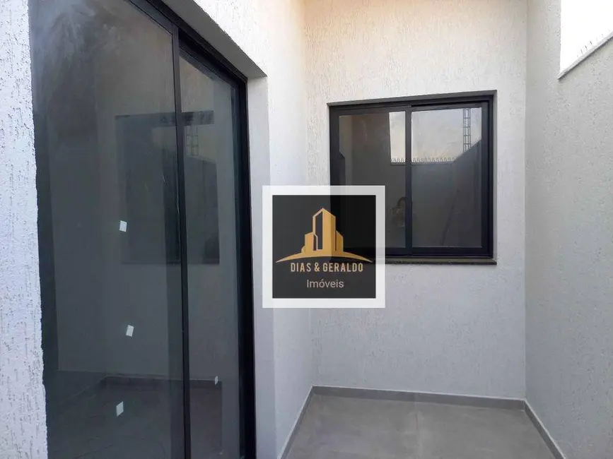 Foto 8 de Casa com 2 quartos à venda, 131m2 em Vila Resende, Cacapava - SP