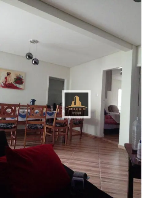 Foto 2 de Casa com 4 quartos à venda, 250m2 em Sao Jose Dos Campos - SP